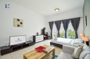Luxury Escapes - Tranquil Studio Near Furjan Metro - Relaxing Holiday Retreat